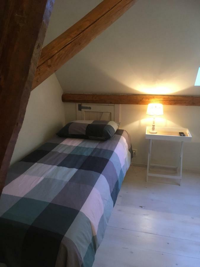 Bed and Breakfast De Hocht Nes  Экстерьер фото