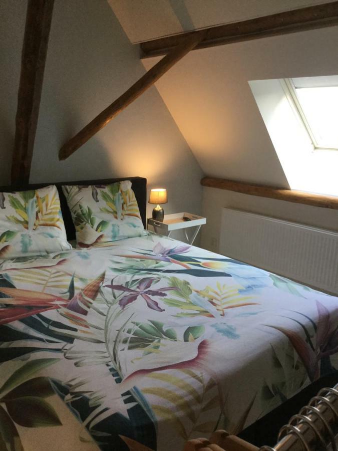 Bed and Breakfast De Hocht Nes  Экстерьер фото
